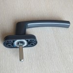 Ручка оконная металлическая Рото LN, штифт 37 мм (темно-серая, RAL 7016)