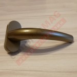 Ручка оконная МЕРКУРИЙ, штифт 37 мм (золото матовое)