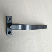 Ручка оконная узкая универсальная, штифт 37 мм (коричневая)